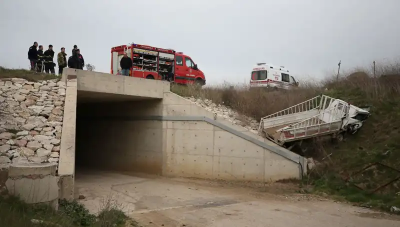 Kamyonetin Alt Geçide Düşmesiyle Yaşanan Dramanın Detayları