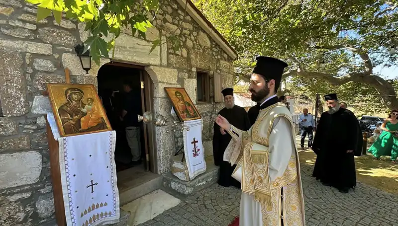Bozcaada'da Geleneksel Aya Paraskevi Günü Kutlamaları Coşkuyla Gerçekleşti